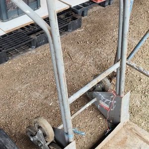 Carro de Mano Plegable con Ruedas para Escaleras - imagen 2