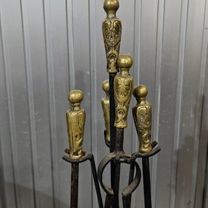 Juego de Atizadores de Hierro y Bronce para Hogar - imagen 2