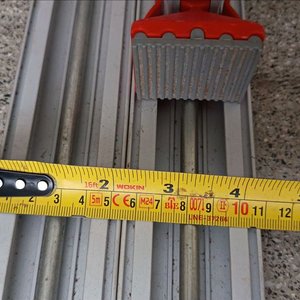 Dos Sargentos/Prensas Guía para Carpintería de Aluminio, 147 cm - imagen 3