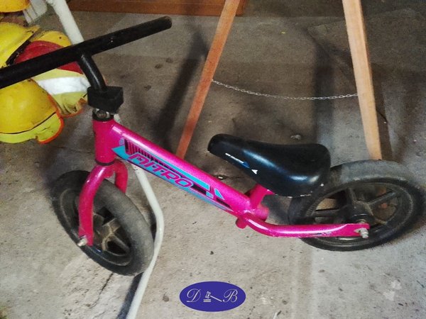 Bicicleta de Equilibrio Infantil "Nitro" Rosa