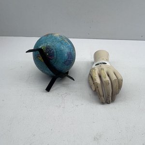 Globo Terráqueo Decorativo de Metal y Cartón con Soporte - imagen 4