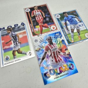 Lote de 4 Tarjetas de Fútbol Topps y Merlin: Johan Bakayoko, Diego González, Mirko Ivanovic - imagen 1