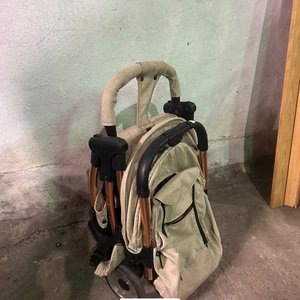 Cochecito de bebé liviano, color beige, plegable - imagen 3