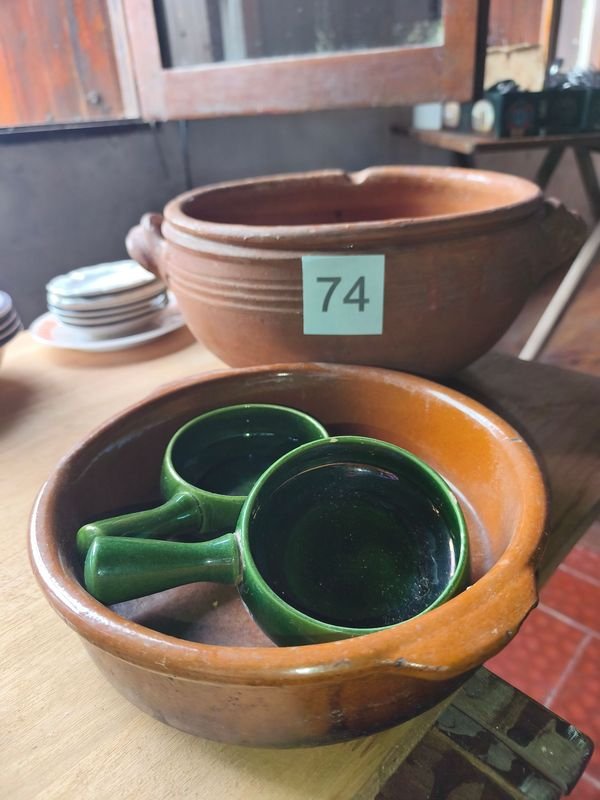 Juego de Barro: Olla Grande y Dos Fuentes Verdes