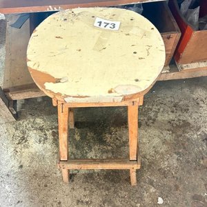Mesa de Trabajo y Banco de Madera Rústico - imagen 7