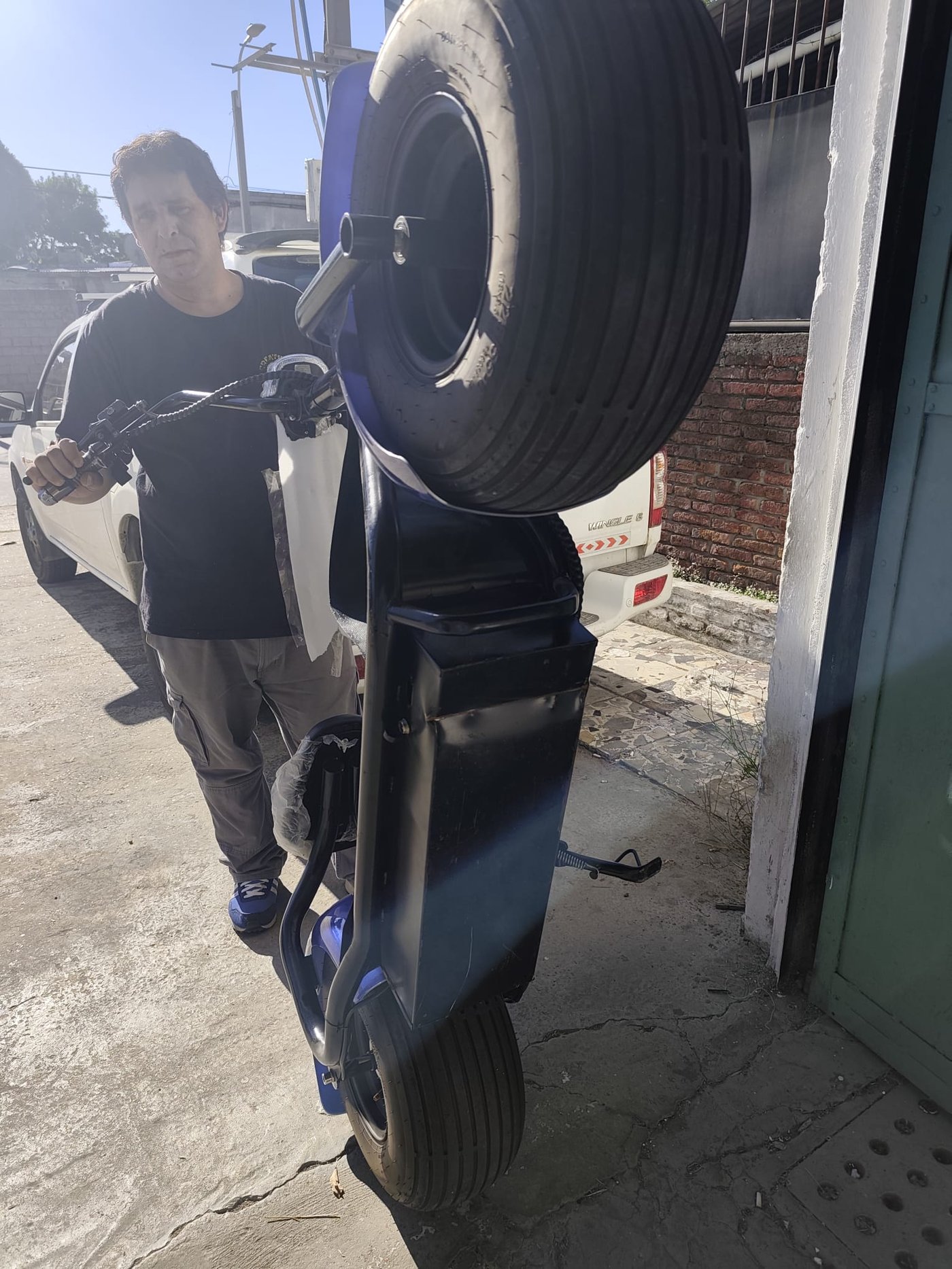 Item 16828 - Image 7