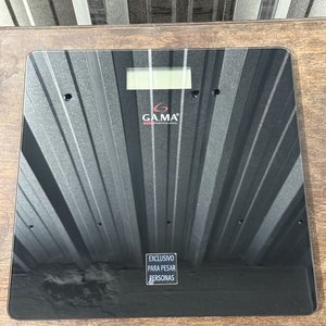 Báscula Digital Gama Profesional Vidrio Templado Negro 150 Kg - imagen 1