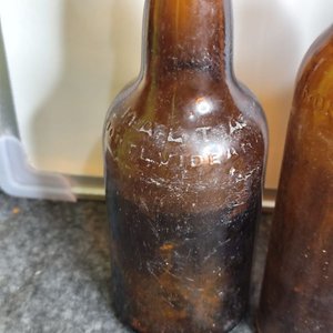 3 Botellas Antiguas de Cerveza Nacionales - imagen 5
