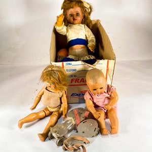 Lote de Muñecas Antiguas Vintage con Patines - imagen 1