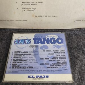 Lote de Tita Merello: Vinilo "Simplemente Tango" y CD "Los Inmortales del Tango" - imagen 3