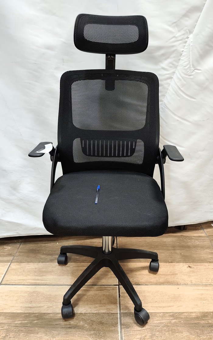 Silla de oficina con respaldo en malla y apoyo lumbar - imagen 4