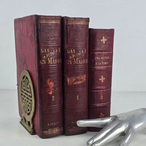 Apoya Libros Plegable de Bronce con Diseño Oriental - imagen 2