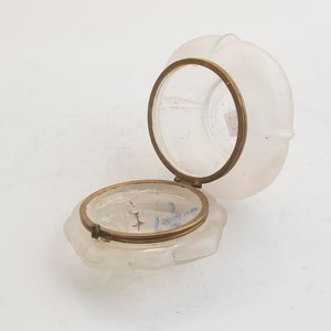 Polvera Antigua de Cristal Esmaltado con Flores - 10cm - imagen 3