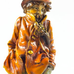 Figura de personaje con guitarra, estilo Rousseau, 27 cm - imagen 5
