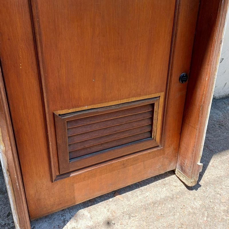Puerta de contrachapado con marco y brazo hidráulico - imagen 2