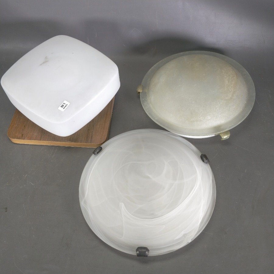 Item 15883 - Image 0