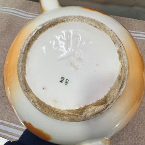 Tetera de Loza Esmaltada con Decoración Floral Estilizada - imagen 5