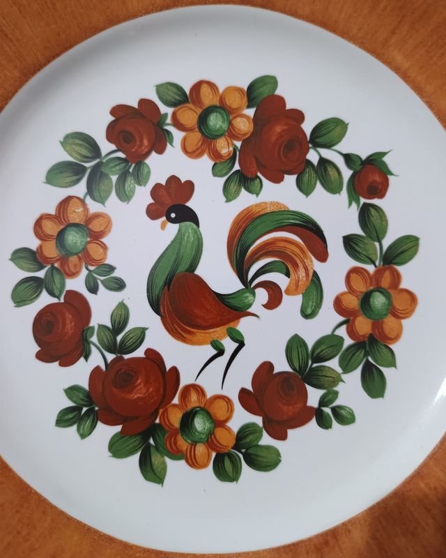 Plato de Loza Artístico Uruguayo - Gallo y Flores - imagen 2