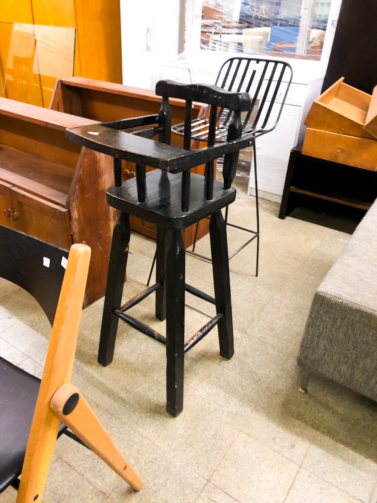 Silla Alta de Madera Negra para Bebé y Taburete Metálico Negro