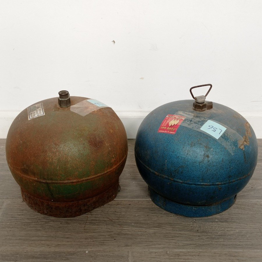 Item 15595 - Image 0