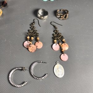 Lote de Bijouterie Variada: Collares, Pulseras y Aros - imagen 8
