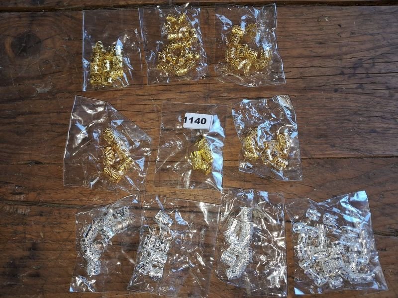 Lotes de adornos para peinados en buen estado - imagen 2