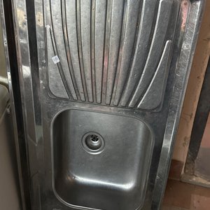 Lote anterior: Mesada de Acero Inoxidable con Pileta