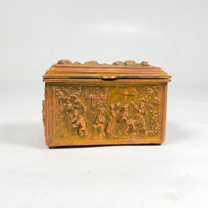 Caja Alhajera Metálica Cobreada con Tapa Abatible y Relieve Escénico - imagen 4