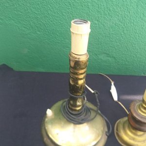 Lámpara y Veladores de Bronce - imagen 1