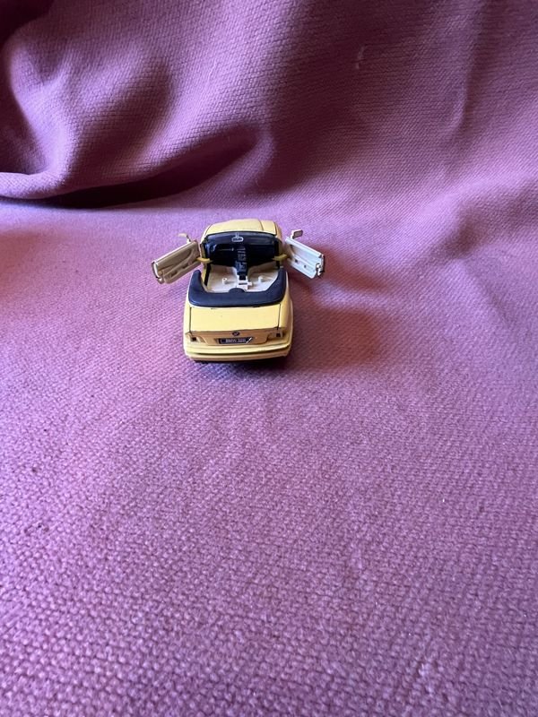 Auto de metal BMW en venta - imagen 3