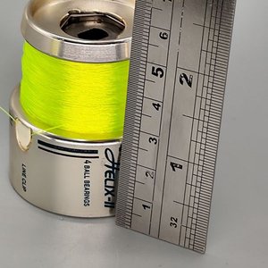Carrete de pesca Marado Helix-II 540 con nylon y estuche - imagen 8