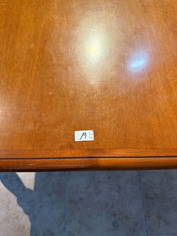 Mesa de madera cuadrada, maciza para decorar tu hogar - imagen 1