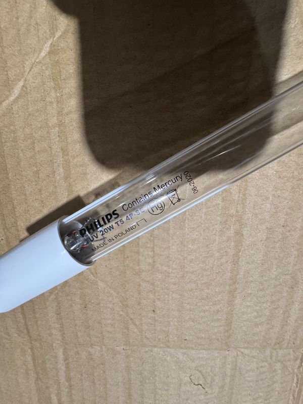 Tubos de Luz Ultravioleta Philips UV-C 20W T5 4P-SE Nuevos - imagen 1