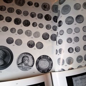 11 Catálogos de Numismática Americana y Mundial de Spink y Christie's (Años 90) - imagen 6