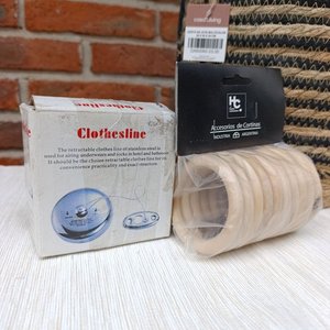 Cesto de Yute con Tiras Negras y Accesorios para Ropa - imagen 2