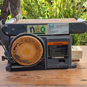 Lote siguiente: Lijadora de Banda y Disco Neo LB 604