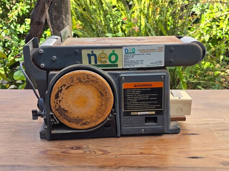Lijadora de Banda y Disco Neo LB 604