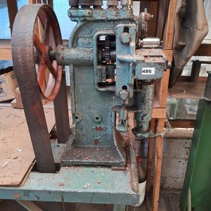 Máquina de Dividir Cartón Industrial Antigua - imagen 3