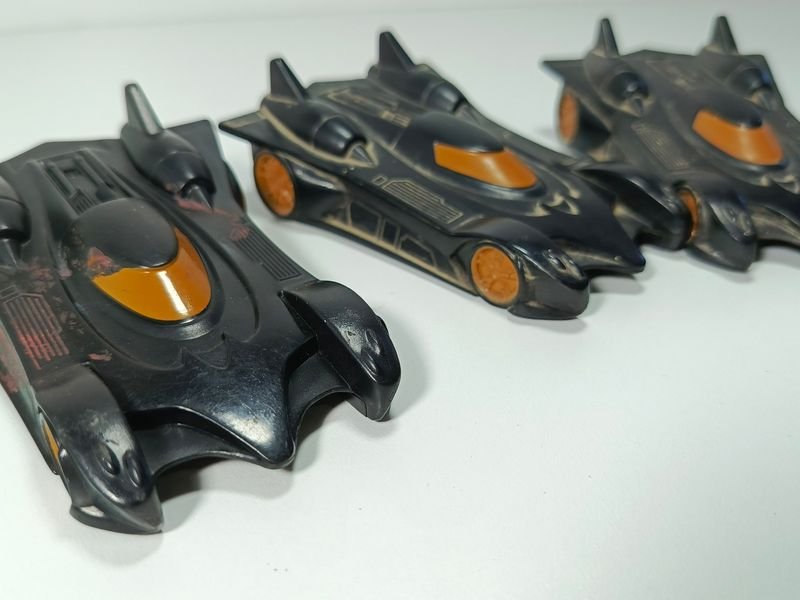 Colección de tres Batmobile juguetes en plástico duro - imagen 4