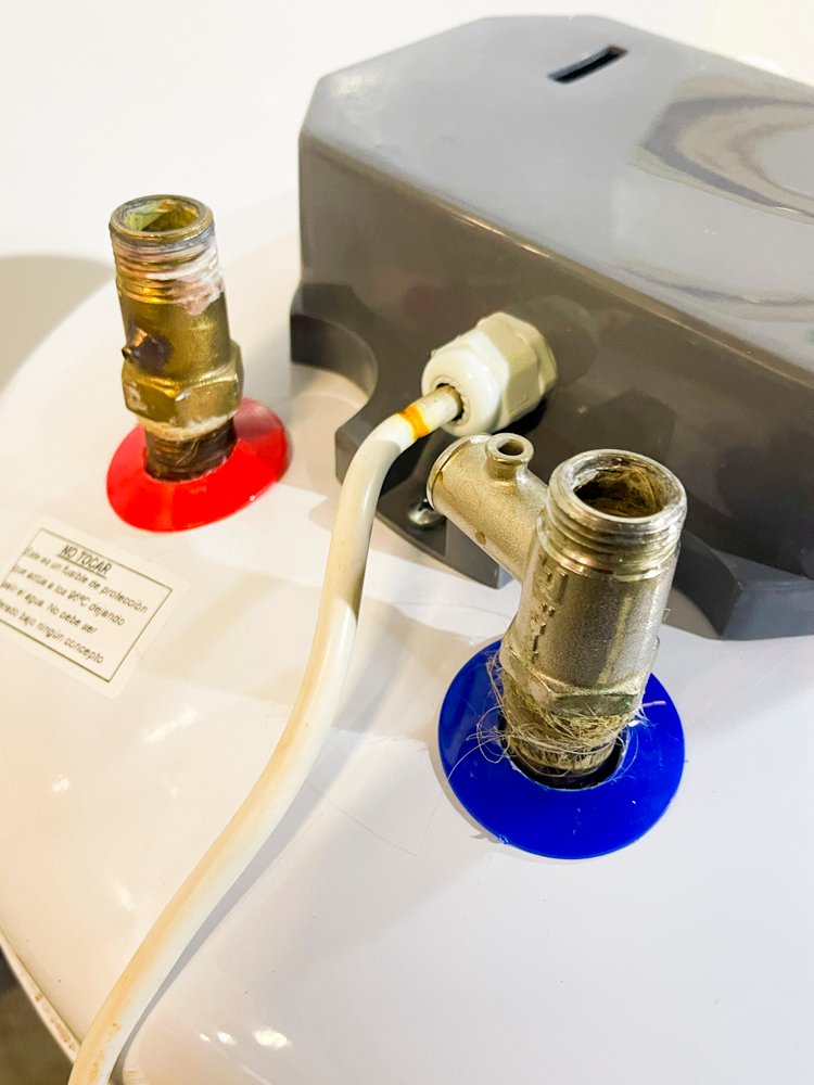 Calefon BRONX de 60Lts: Electrodoméstico de Energía - imagen 2