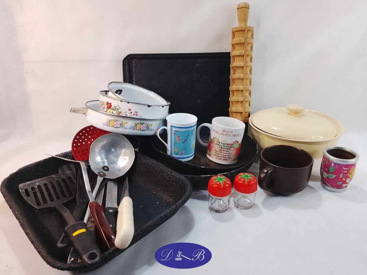 Asaderas, Palote y Varios Utensilios de Cocina