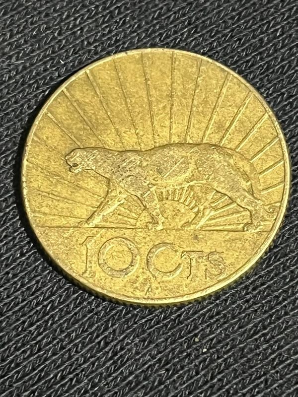 Moneda de 10 Centésimos de Uruguay de 1936 con Puma de Bronce - imagen 1