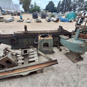 Lote siguiente: Máquina Herramienta Industrial Antigua