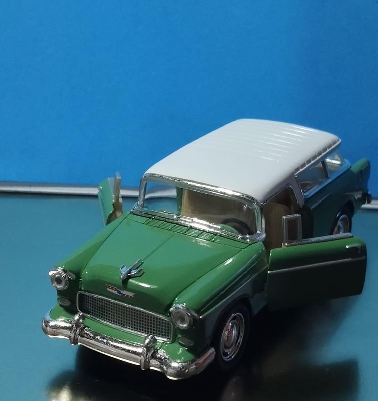 Auto Coleccionable Chevy 1955 escala 1/40 - imagen 3