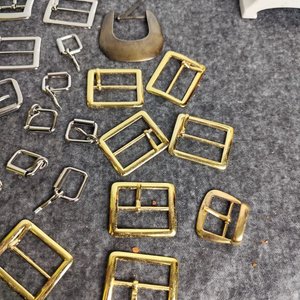 Lote de 27 Hebillas Metálicas Variadas - imagen 3