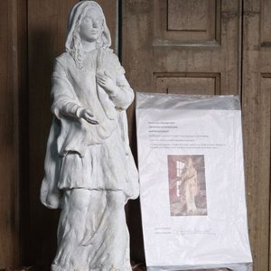 Lote anterior: Escultura Virgen de Nazaret por Martha Escondeus en Marmolina Pintada - Edición Limitada