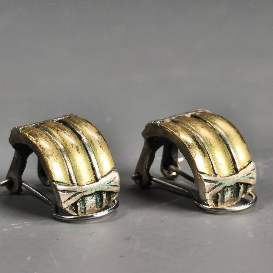 Item 16482 - Image 2