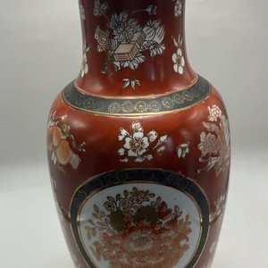 Jarrón de Porcelana Oriental Sellado con Diseño Floral - imagen 2