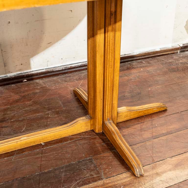 Item 2104506 - Image 1