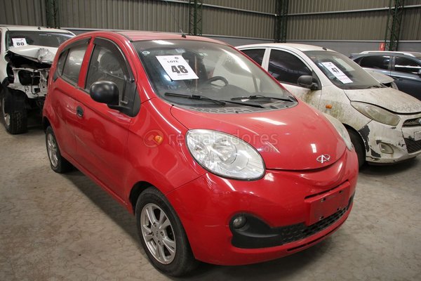 Chery QQ 311 Rojo - Auto Compacto Urbano - imagen 1